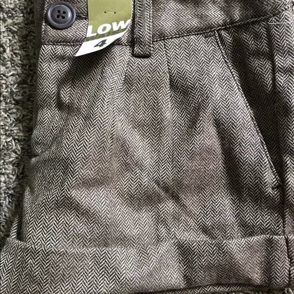 Old Navy brown Herringbone shorts size 4 - Picture 4 of 6